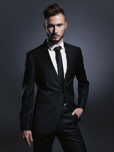 蔡羽 创意策略总监